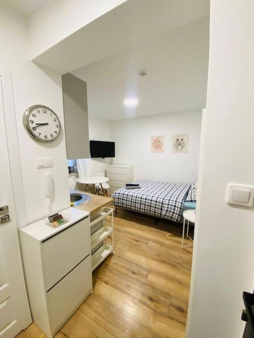 Bezagenta Mozart8 Studio Easy Access To City Wifi Apartment Warsawa Bagian luar foto